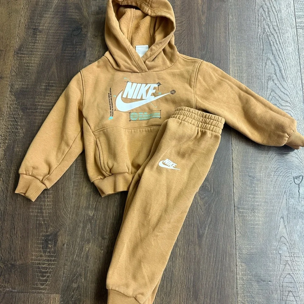 Nike Kids Brown/Tan Hoodie & Jogger Set